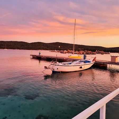 Botel Houseboat Costa Smeralda *