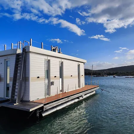 Houseboat Costa Smeralda * Golfo Aranci